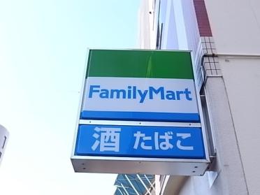 ファミリーマートJR灘駅前店：117m