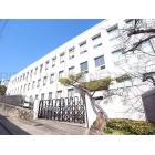 私立神戸海星女子学院大学：949m
