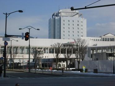 山形駅：3070m