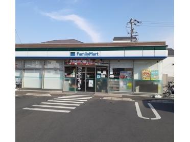 ファミリーマート　鎌倉津店：230m