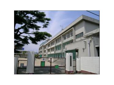 螢池小学校：870m