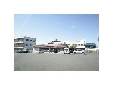 ファミリーマート新岩倉中本町店：563m