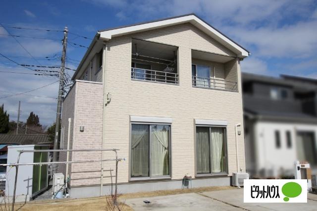 駐車スペース付きでお子様のいるご家庭にも嬉しいゆとりの戸建