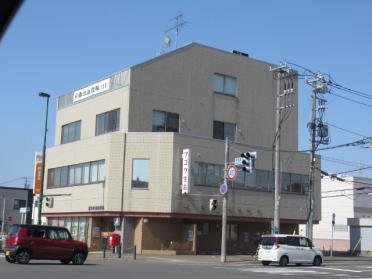 伊達信用金庫室蘭支店：706m