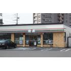 セブンイレブン室蘭中島町2丁目東店：62m