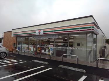 セブンイレブン大井町金手店：85m