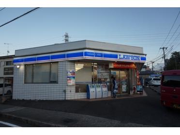 ローソン伊勢原千津店：281m