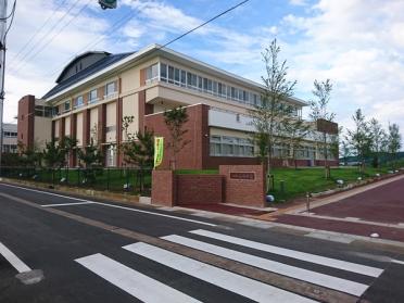 三条市立大崎学園：1562m