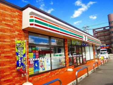 セブンイレブン工業団地入口店：620m