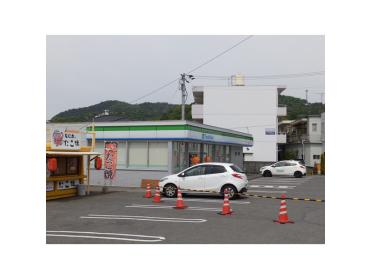 ファミリーマート川之江町店：730m