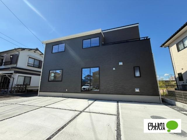 スタイリッシュなおしゃれな外観