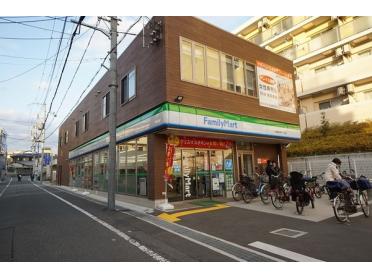 ファミリーマート吹田垂水町一丁目店：306m