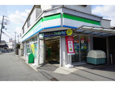 ファミリーマート吹田山手三丁目店：109m