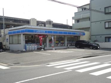 ローソン港北樽町店：224m