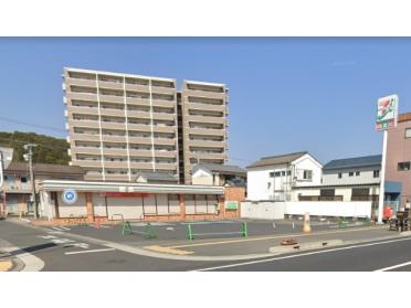 セブンイレブン延岡北小路店：272m