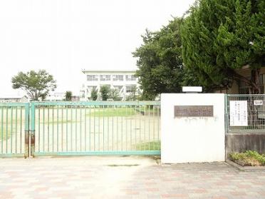 久御山町立御牧小学校：1798m