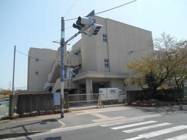 城陽市立寺田南小学校：1013m