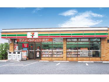 セブンイレブン厚別区札幌厚別東5条店：666m