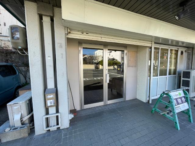 サンシャイン二番町　（103） 玄関