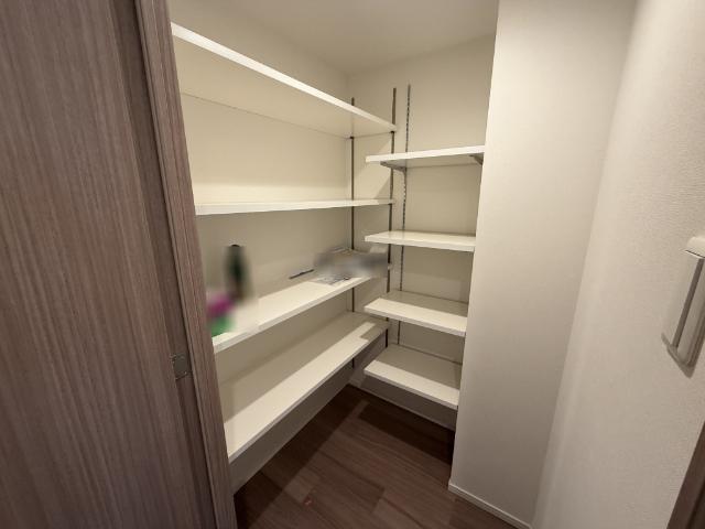 プレシス静岡七間町（302） 玄関
