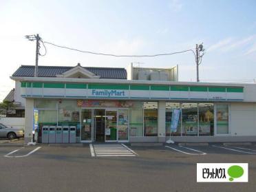 ファミリーマート牧之原静波店：795m