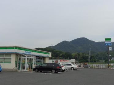 ファミリーマート下関菊川店（コンビニ）：360m