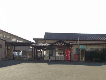 西上田駅：820m
