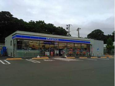 ローソン上田岩下店：500m