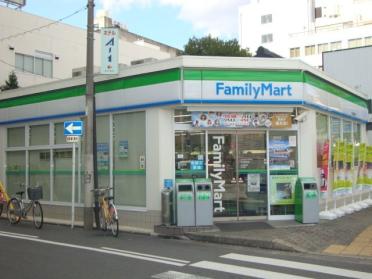 ファミリーマート今池駅前店：797m