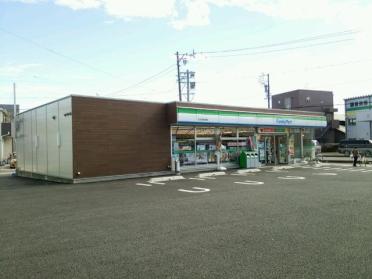 ファミリーマート北名古屋片場店：1125m