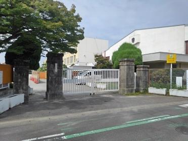 江南市立　古知野南小学校：550m