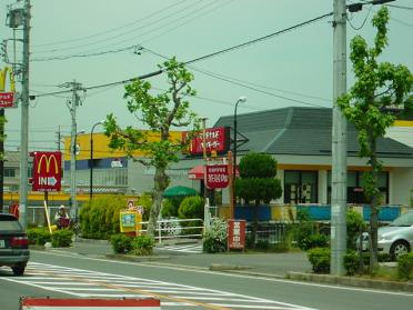 マクドナルド春日井美濃町店：380m