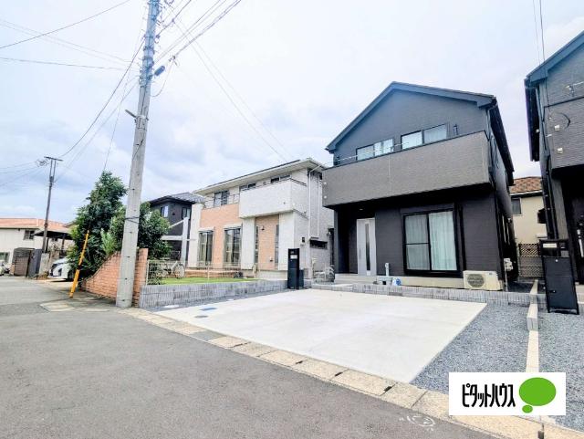 南道路の築浅住宅!