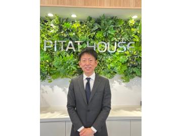 スタッフのサムネイル