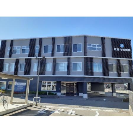 政岡内科病院：885m