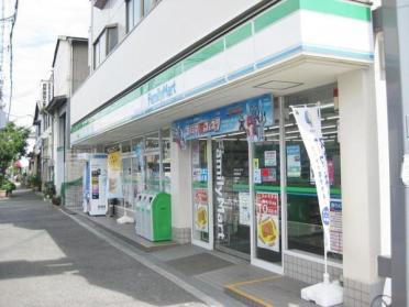 ファミリーマート南恩加島店：128m