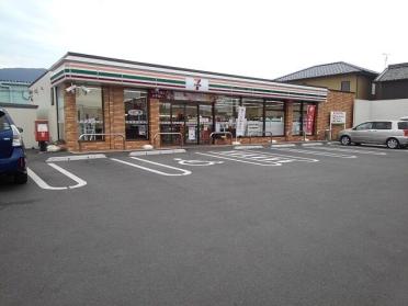 セブンイレブン福岡吉井新馬場店：190m