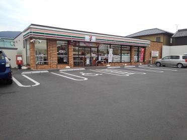 セブンイレブン福岡吉井新馬場店：530m