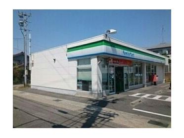 ファミリーマート緑篭山西店：50m