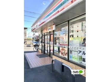 セブンイレブン名古屋平子橋西店：390m