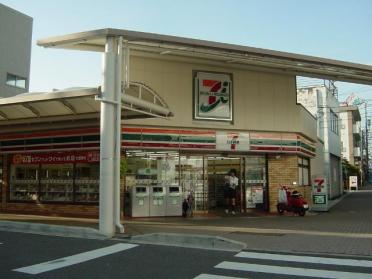 セブンイレブン中京競馬場前店：155m