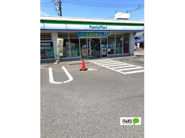 ファミリーマート名南星崎店：441m