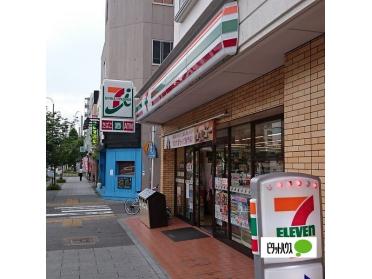 セブンイレブン名古屋桜本町店：220m