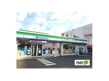 ファミリーマート緑浦里三丁目店：474m