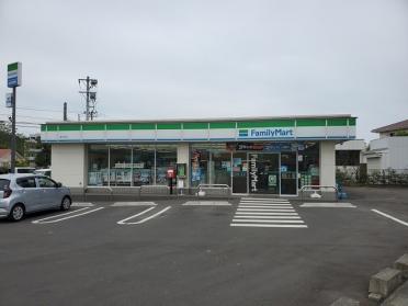 ファミリーマート蔵王宮店：2700m