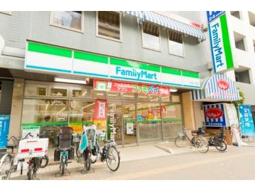 ファミリーマート月島二丁目店：176m