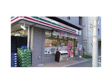 セブンイレブン築地7丁目店：93m