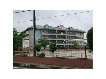 越谷市立出羽小学校：1104m