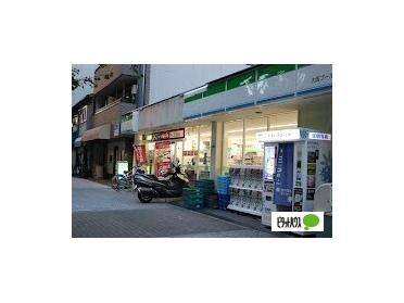 ファミリーマート大阪プール東店：166m