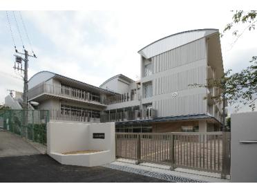 神戸市立垂水東中学校：484m